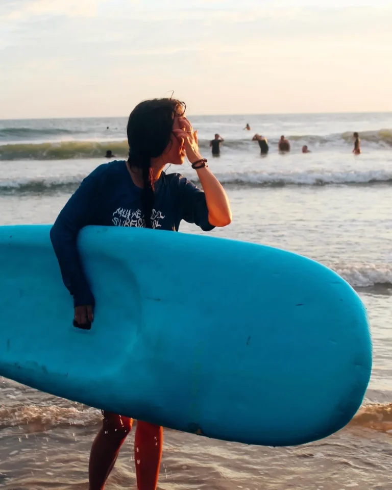Rachele-Bonalanza-surf